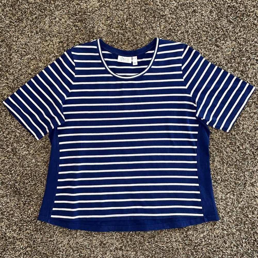 D & Co Active T-shirt
